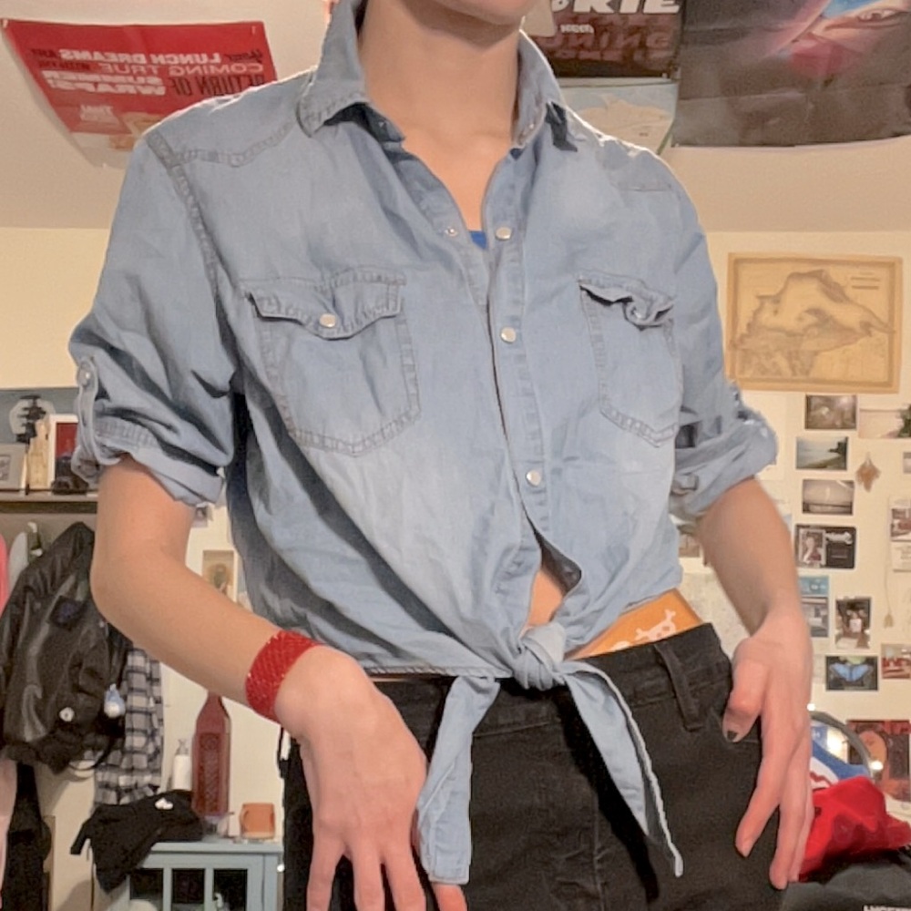 Denim Crop Button-Up size M